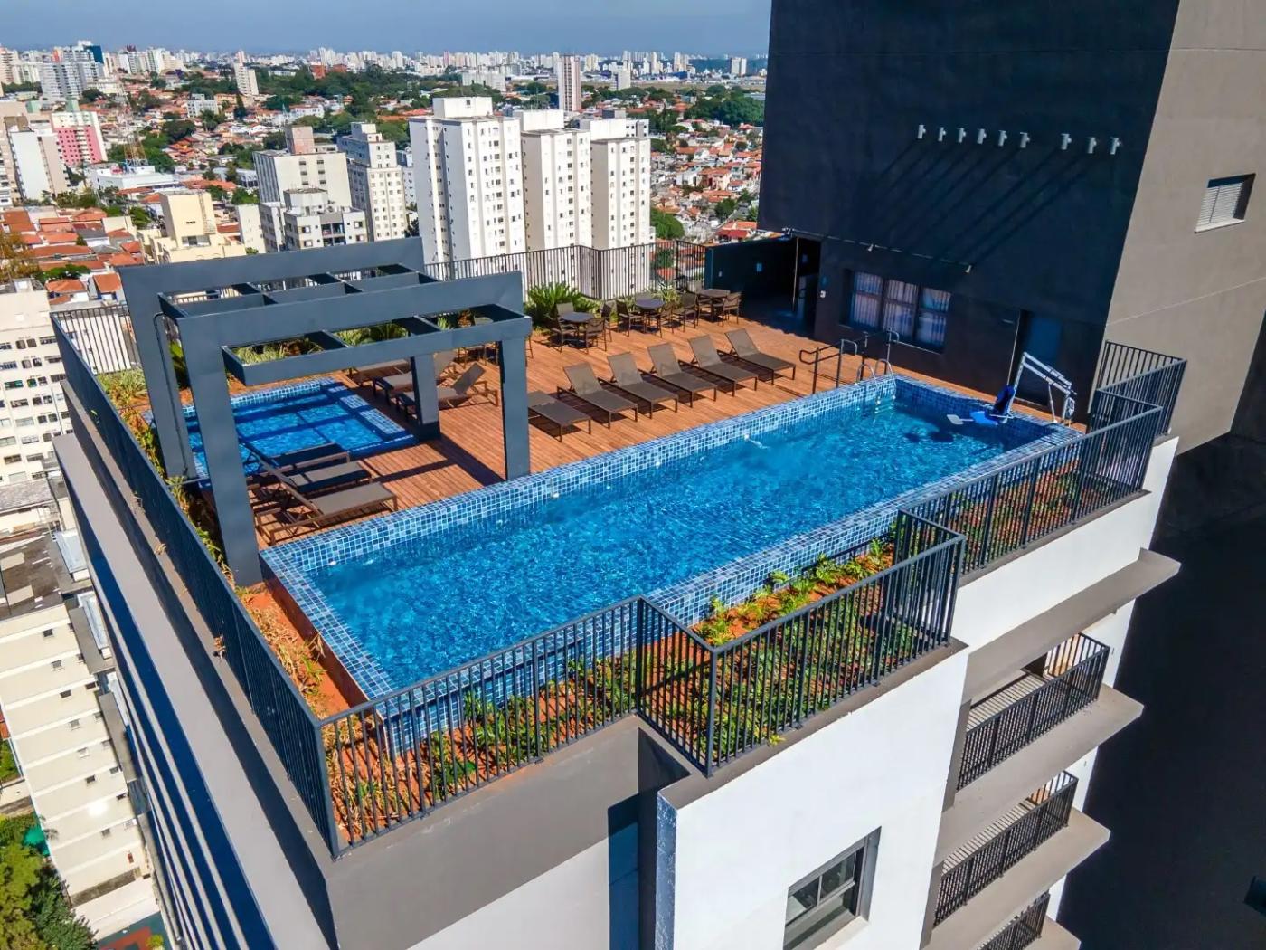 Apartamento, 3 quartos, 2469 m² - Foto 1