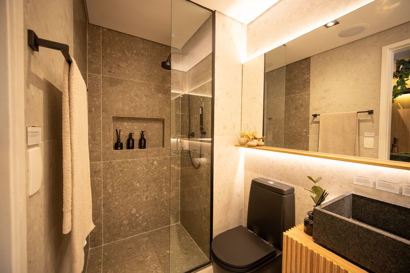Apartamento, 2 quartos, 2461 m² - Foto 50